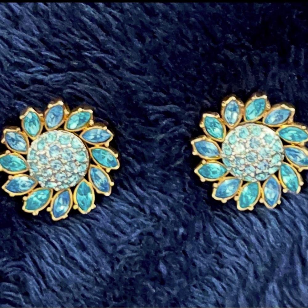 Swarovski Blue Crystal Flower Earrings